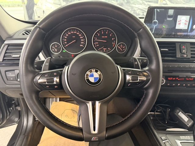 BMW寶馬 316  第11張相片