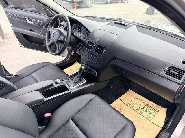M-BENZ賓士 C200K  第8張相片