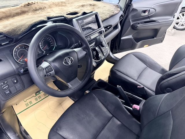 TOYOTA豐田 WISH  第13張相片