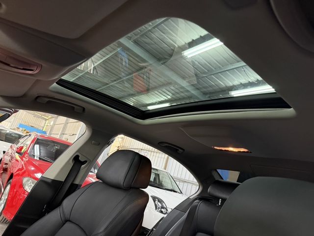 BMW寶馬 730D  第5張相片