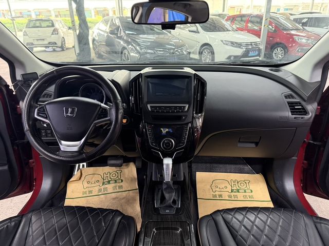 LUXGEN納智捷 U6 TURBO  第7張相片