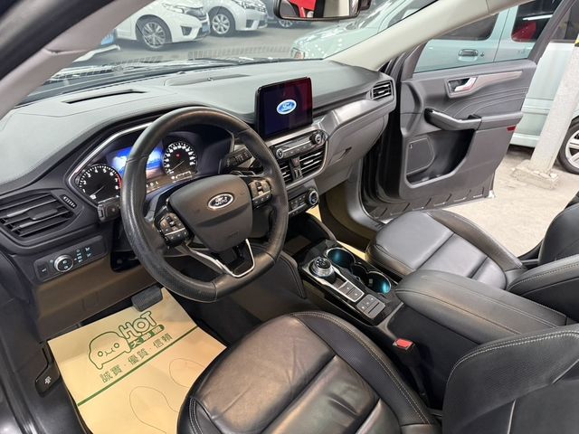 FORD福特 KUGA  第7張相片