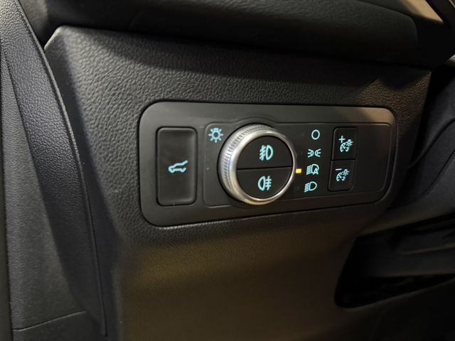 FORD福特 KUGA  第20張相片