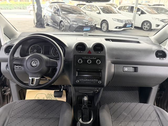 VOLKSWAGEN福斯 CADDY  第6張相片