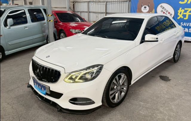 M-BENZ賓士 E200  第1張相片