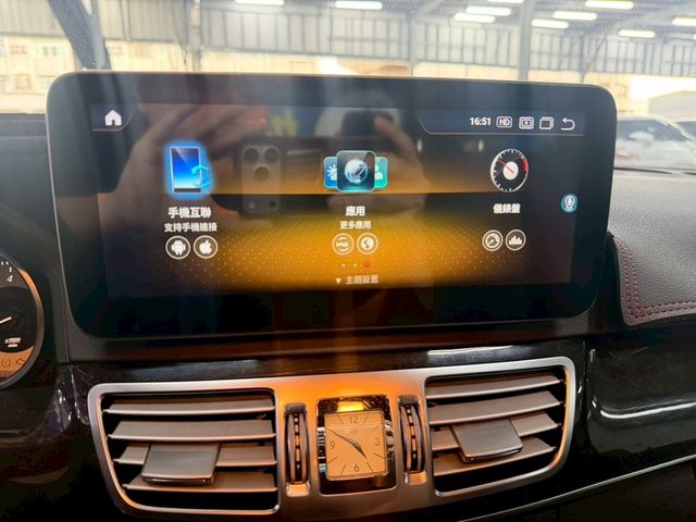 M-BENZ賓士 E200  第13張相片