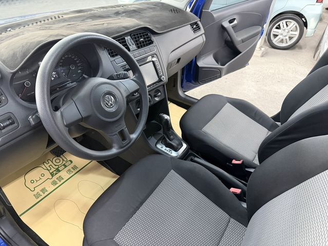 VOLKSWAGEN福斯 POLO  第7張相片