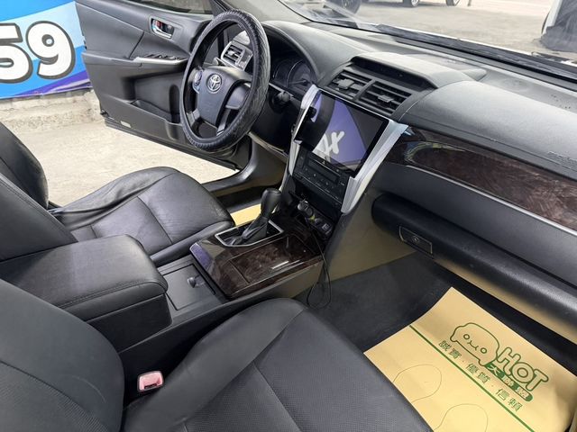 TOYOTA豐田 CAMRY  第8張相片