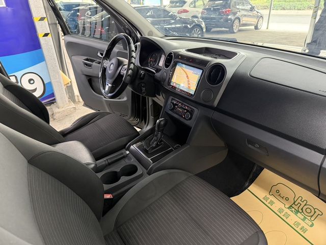 VOLKSWAGEN福斯 AMAROK  第8張相片