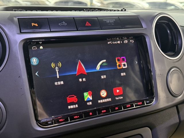 VOLKSWAGEN福斯 AMAROK  第14張相片