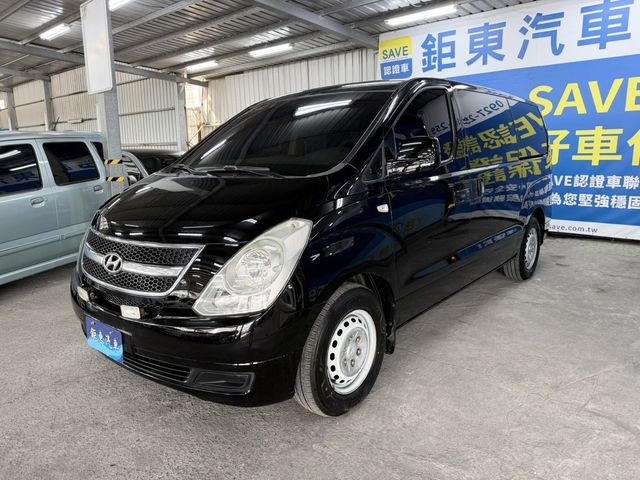 HYUNDAI現代 STAREX  第1張相片