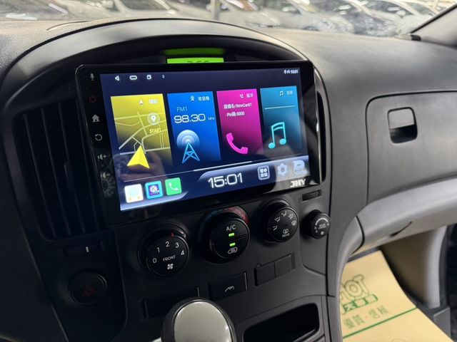 HYUNDAI現代 STAREX  第13張相片