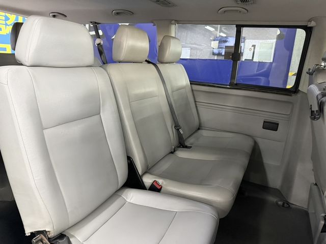 VOLKSWAGEN福斯 T5  第9張相片