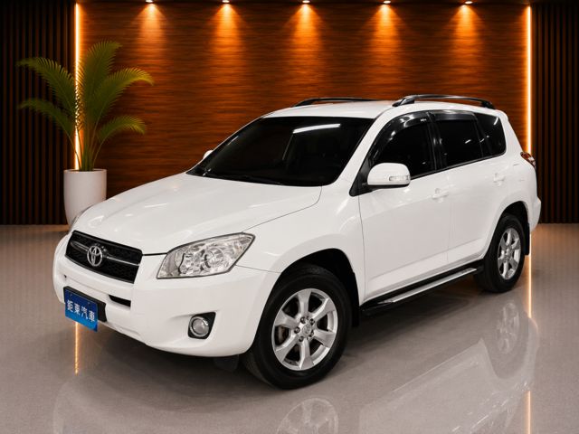 TOYOTA豐田 RAV4  第1張相片