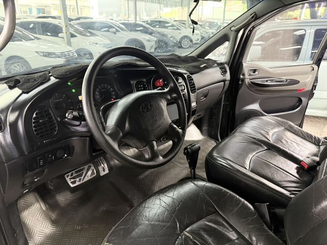 HYUNDAI現代 STAREX  第6張相片