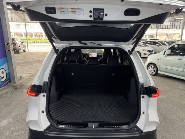 TOYOTA豐田 YARIS CROSS  第6張相片