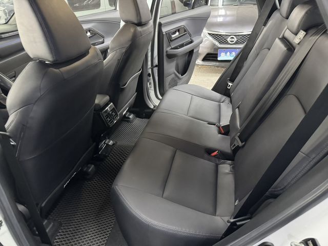 TOYOTA豐田 YARIS CROSS  第10張相片