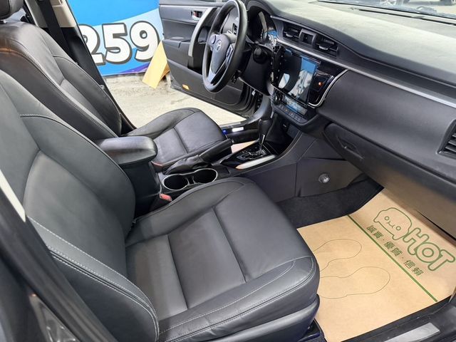 TOYOTA豐田 ALTIS  第8張相片