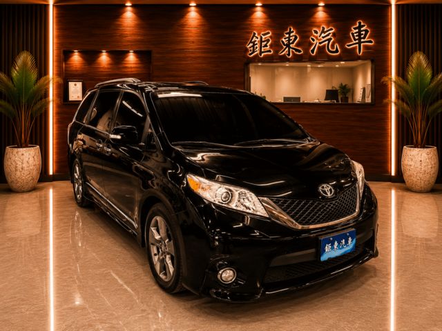 TOYOTA豐田 SIENNA  第3張相片