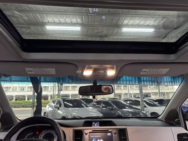 TOYOTA豐田 SIENNA  第13張相片