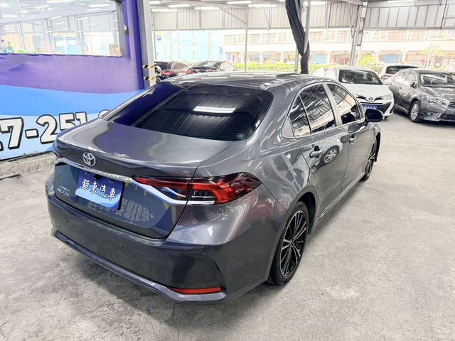 TOYOTA豐田 ALTIS  第4張相片