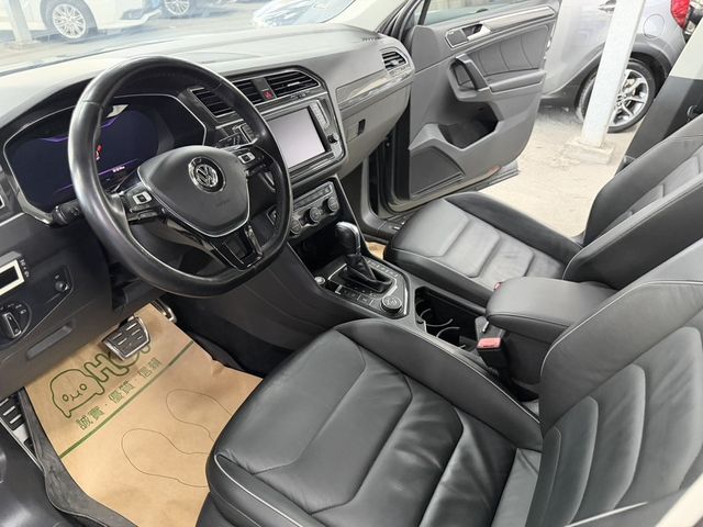 VOLKSWAGEN福斯 TIGUAN  第8張相片
