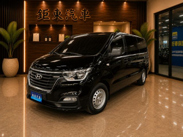 HYUNDAI現代 STAREX  第1張相片