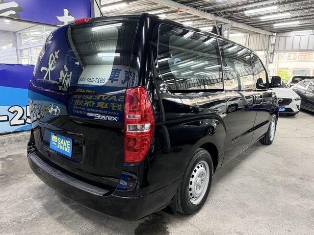 HYUNDAI現代 STAREX  第4張相片