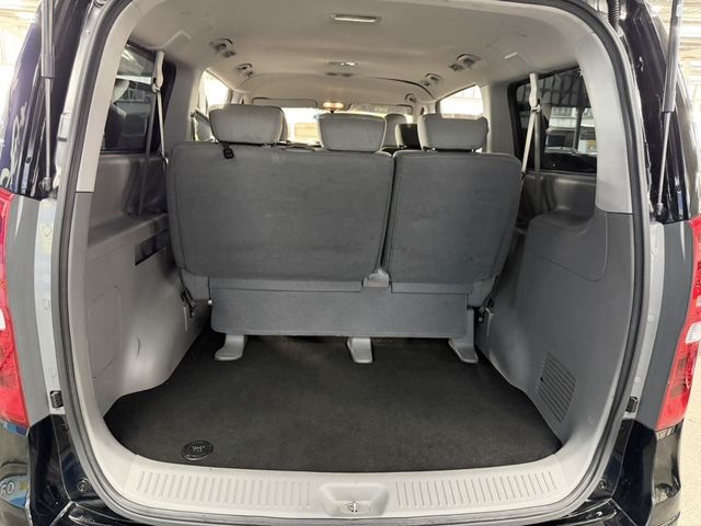HYUNDAI現代 STAREX  第12張相片
