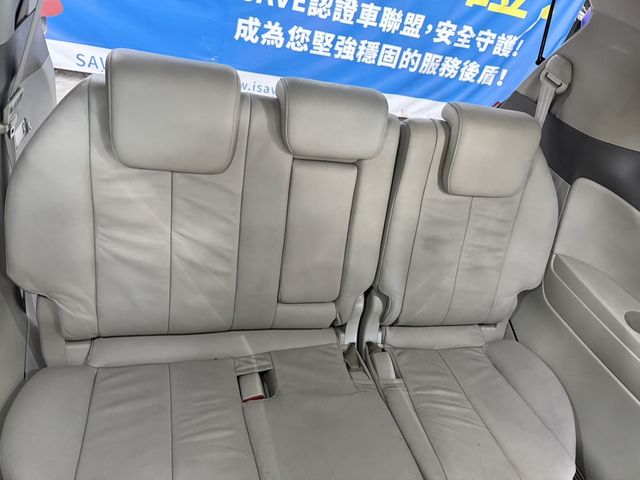 TOYOTA豐田 PREVIA  第12張相片