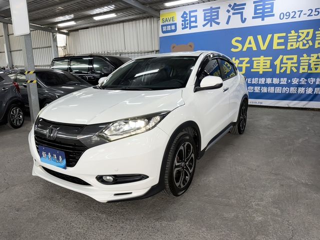 TOYOTA豐田 PRIUS C  第5張相片