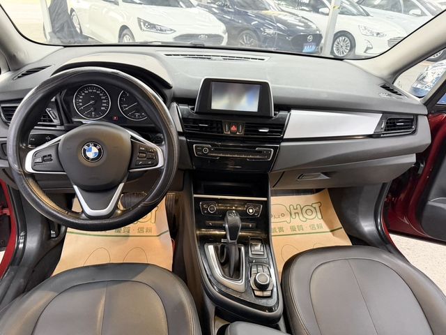 BMW寶馬 218I  第7張相片
