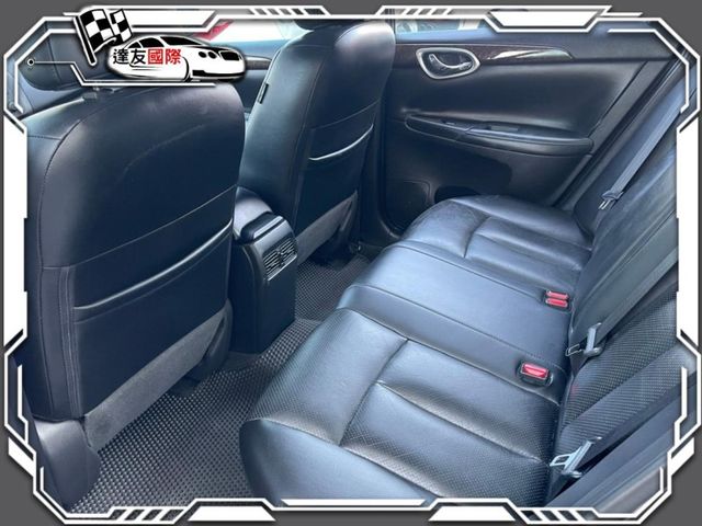 Nissan Sentra  第10張相片