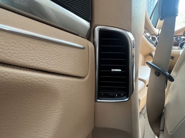 Porsche保時捷 Panamera  第14張相片