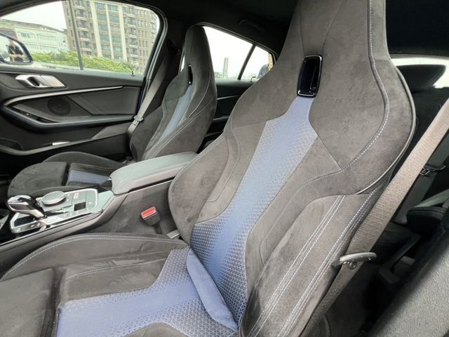 BMW/ 寶馬 118i 運動版  第3張相片