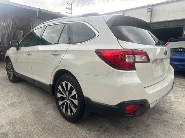 Subaru Outback  第16張相片