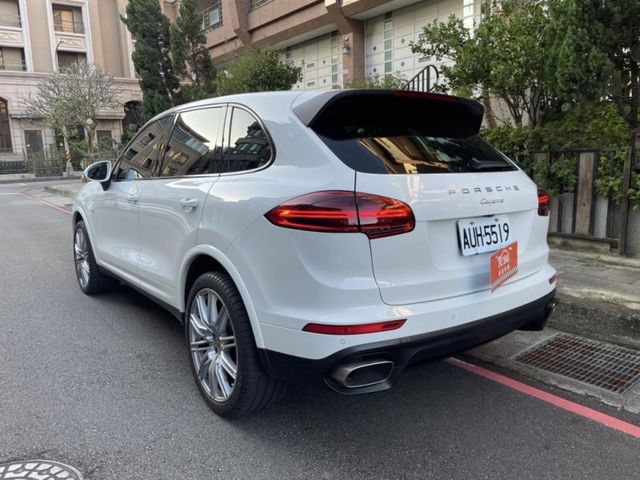 Porsche保時捷 Cayenne   第8張相片