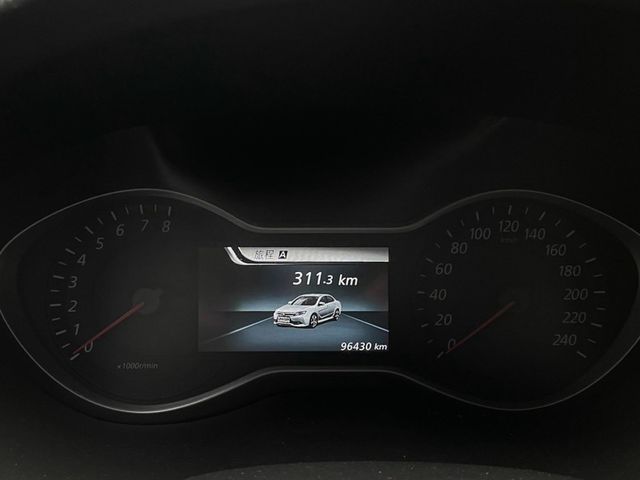 Mitsubishi Lancer  第9張相片