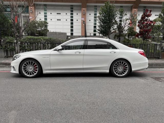 Mercedes-Benz/賓士 S63 AMG  第2張相片