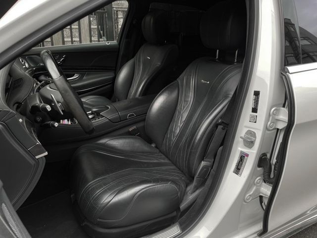 Mercedes-Benz/賓士 S63 AMG  第8張相片