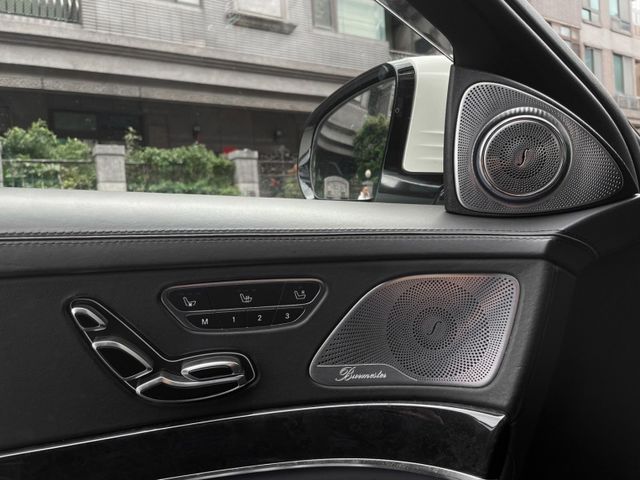 Mercedes-Benz/賓士 S63 AMG  第9張相片