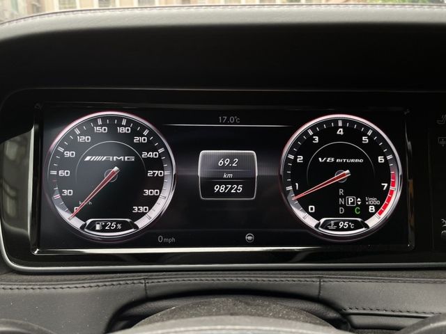 Mercedes-Benz/賓士 S63 AMG  第11張相片