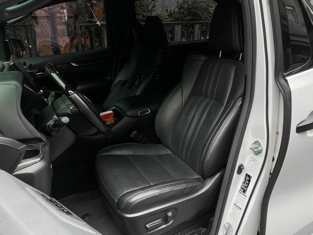 Lexus LM  第10張相片