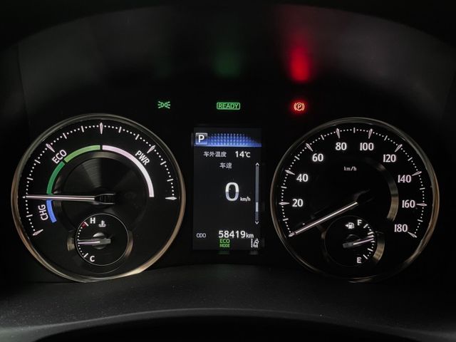 Lexus LM  第13張相片