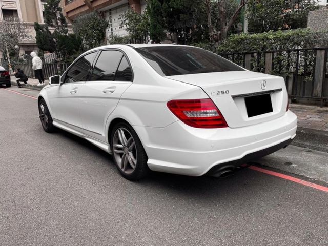 Mercedes-Benz/賓士 C250  第6張相片