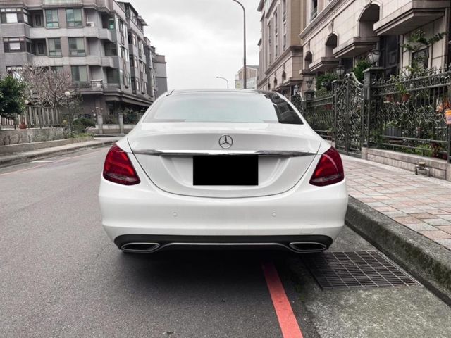 Mercedes-Benz/賓士 C300  第5張相片