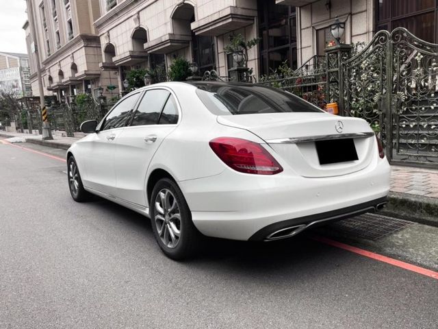 Mercedes-Benz/賓士 C300  第6張相片