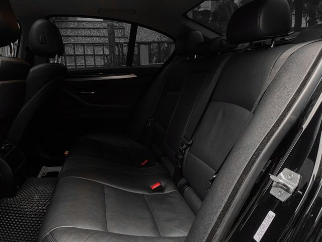 BMW/ 寶馬 528i  第12張相片
