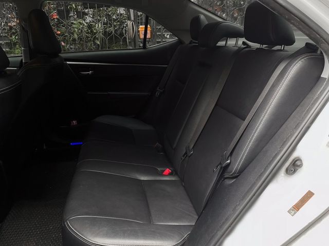 Toyota ALTIS  第12張相片