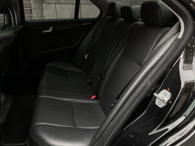 Mercedes-Benz/賓士 C200  第13張相片